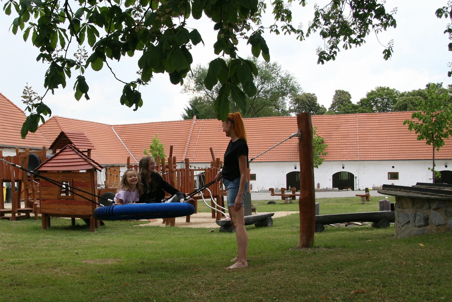Tvrz Skočice